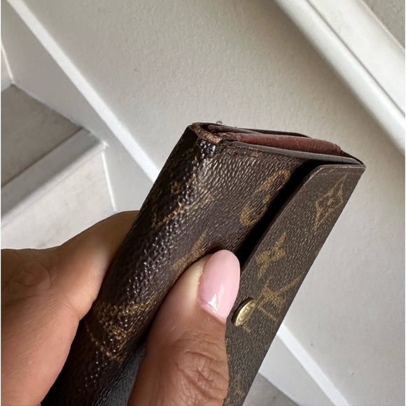 🎉HOST PICK🎉 Louis Vuitton Elise Trifold Wallet - Picture 14 of 15